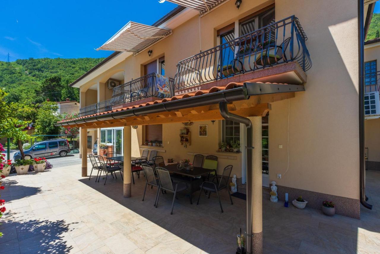 Apartments Branka Mošćenička Draga Extérieur photo