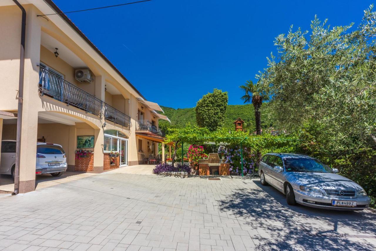Apartments Branka Mošćenička Draga Extérieur photo